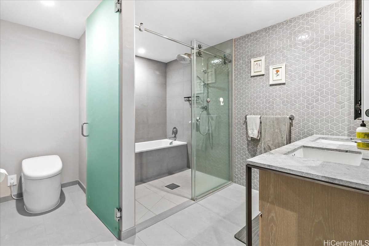 1000 Auahi Street 3107