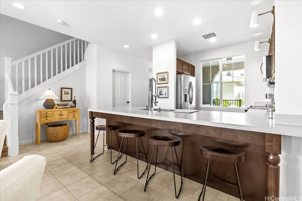 91-2220 Kaiwawalo Street 6605