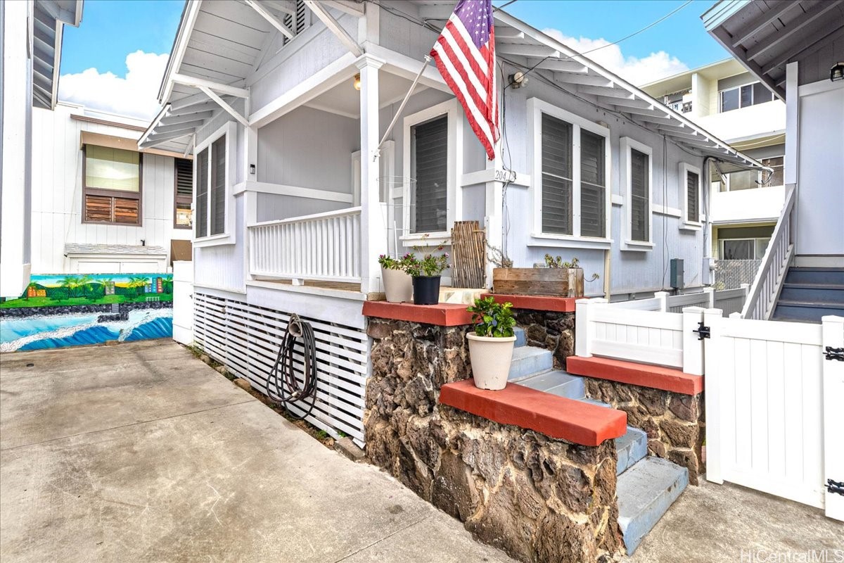204 Huali Street A