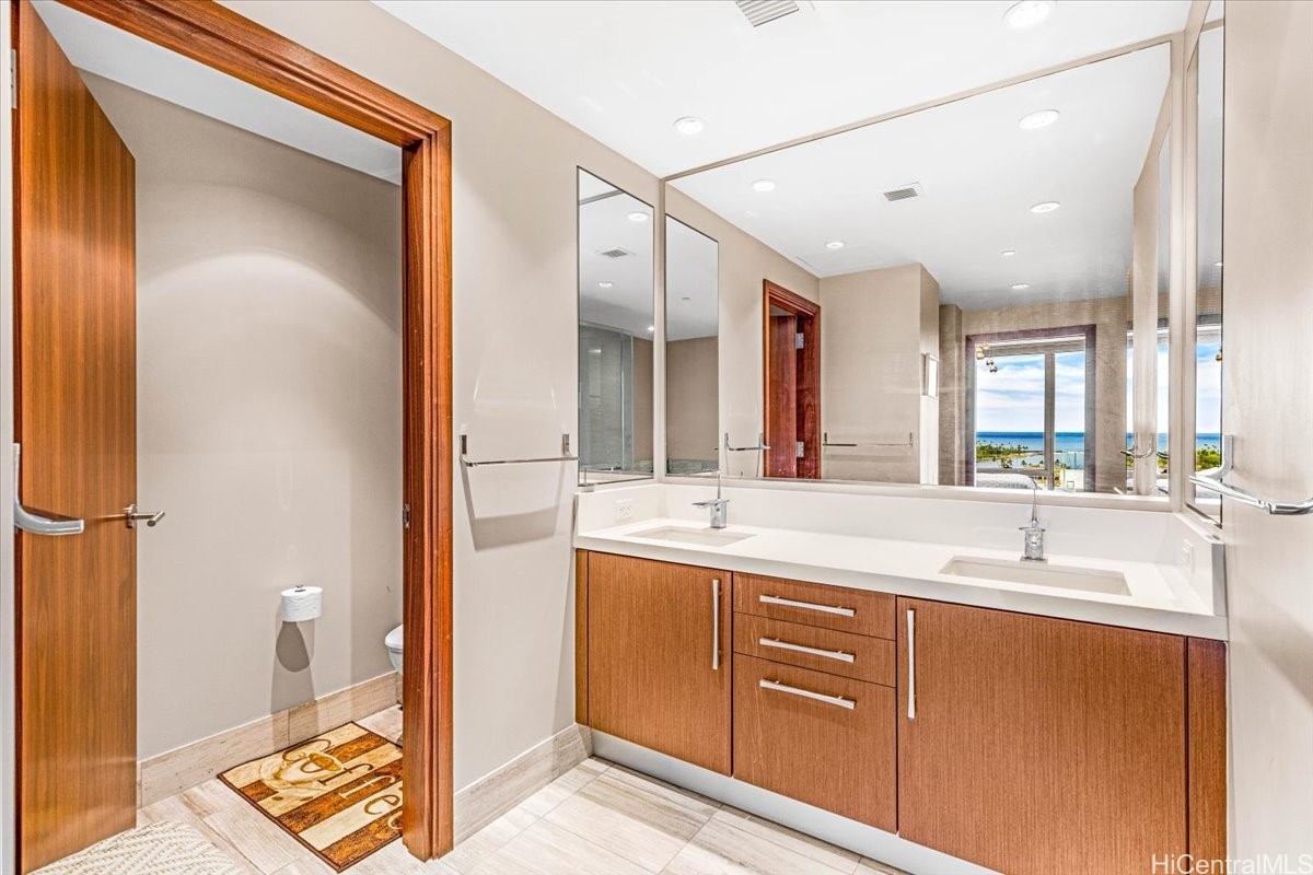 1555 Kapiolani Boulevard 1108