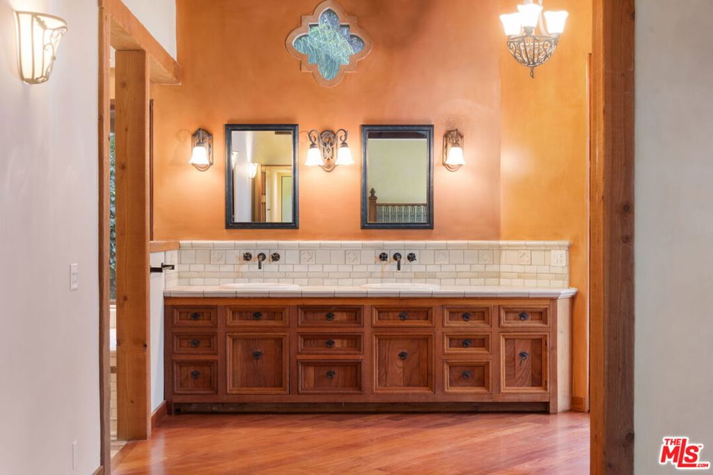 16141 Bayberry Place