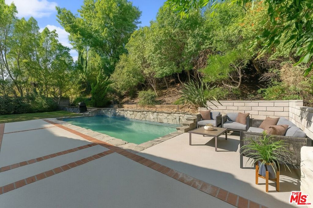 18931 Granada Circle