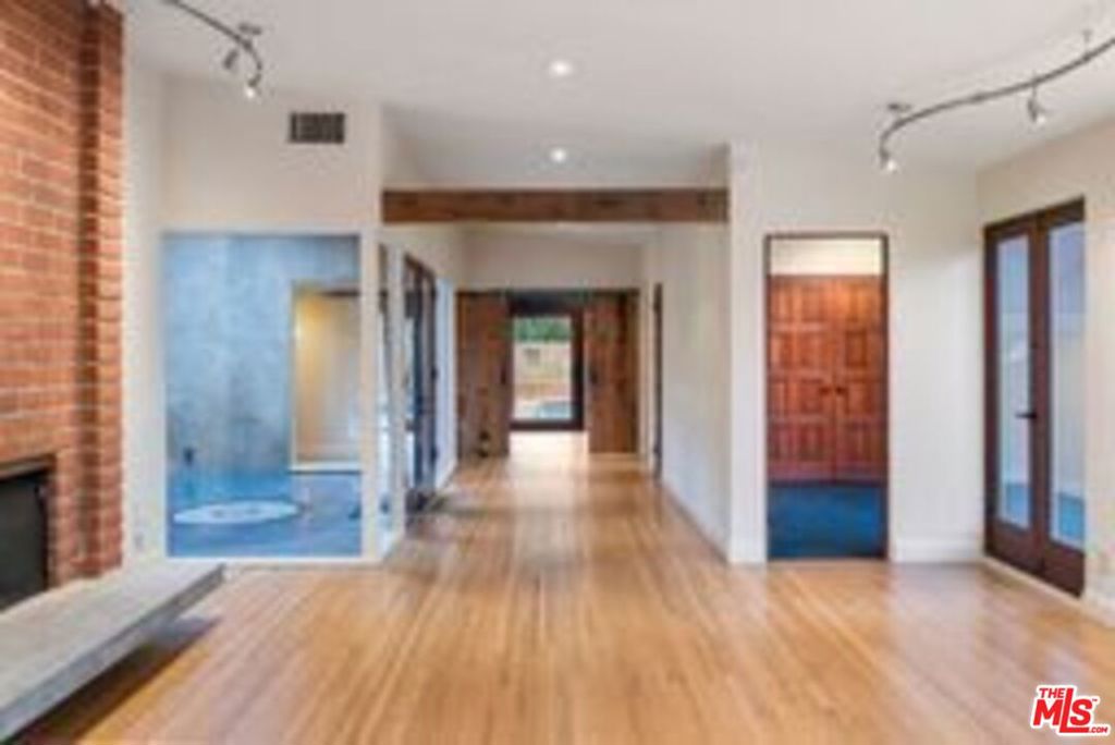 16141 Bayberry Place