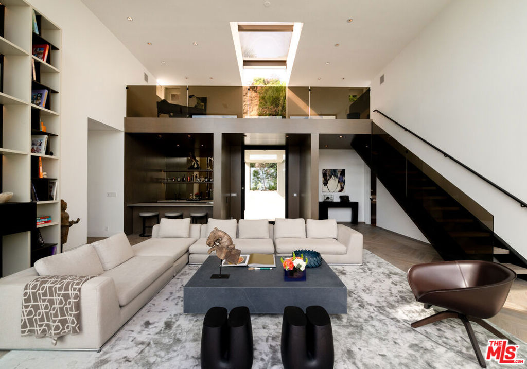 9405 Sierra Mar Place