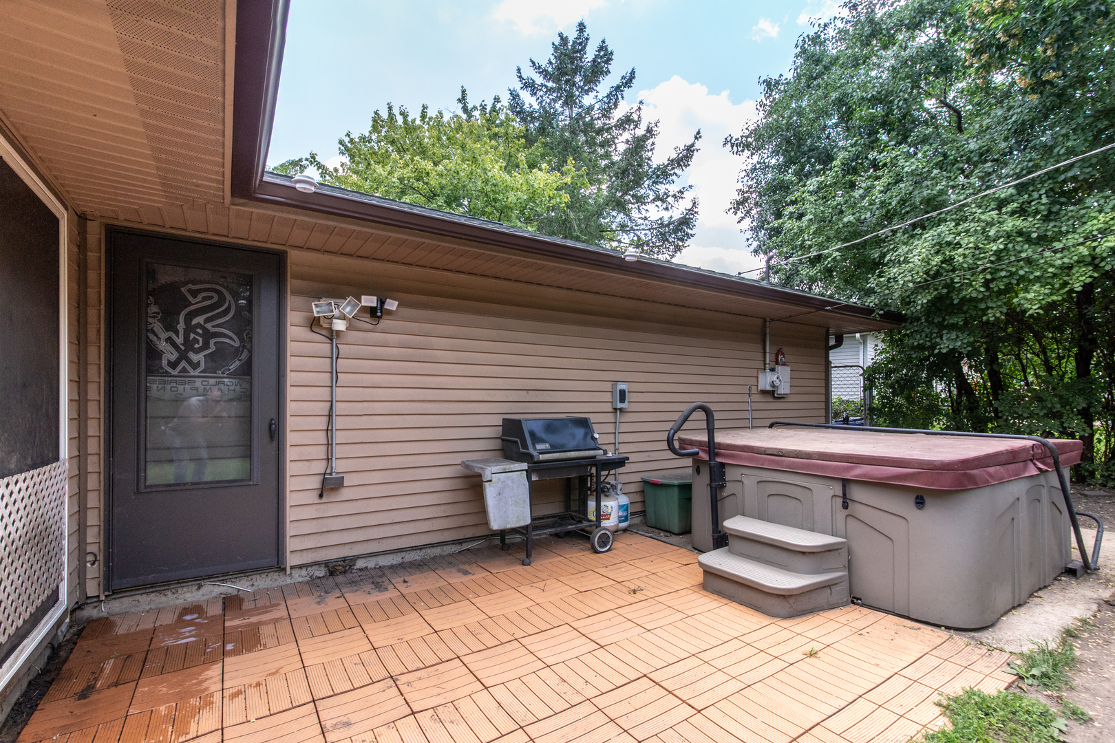 1325 Carlson Drive