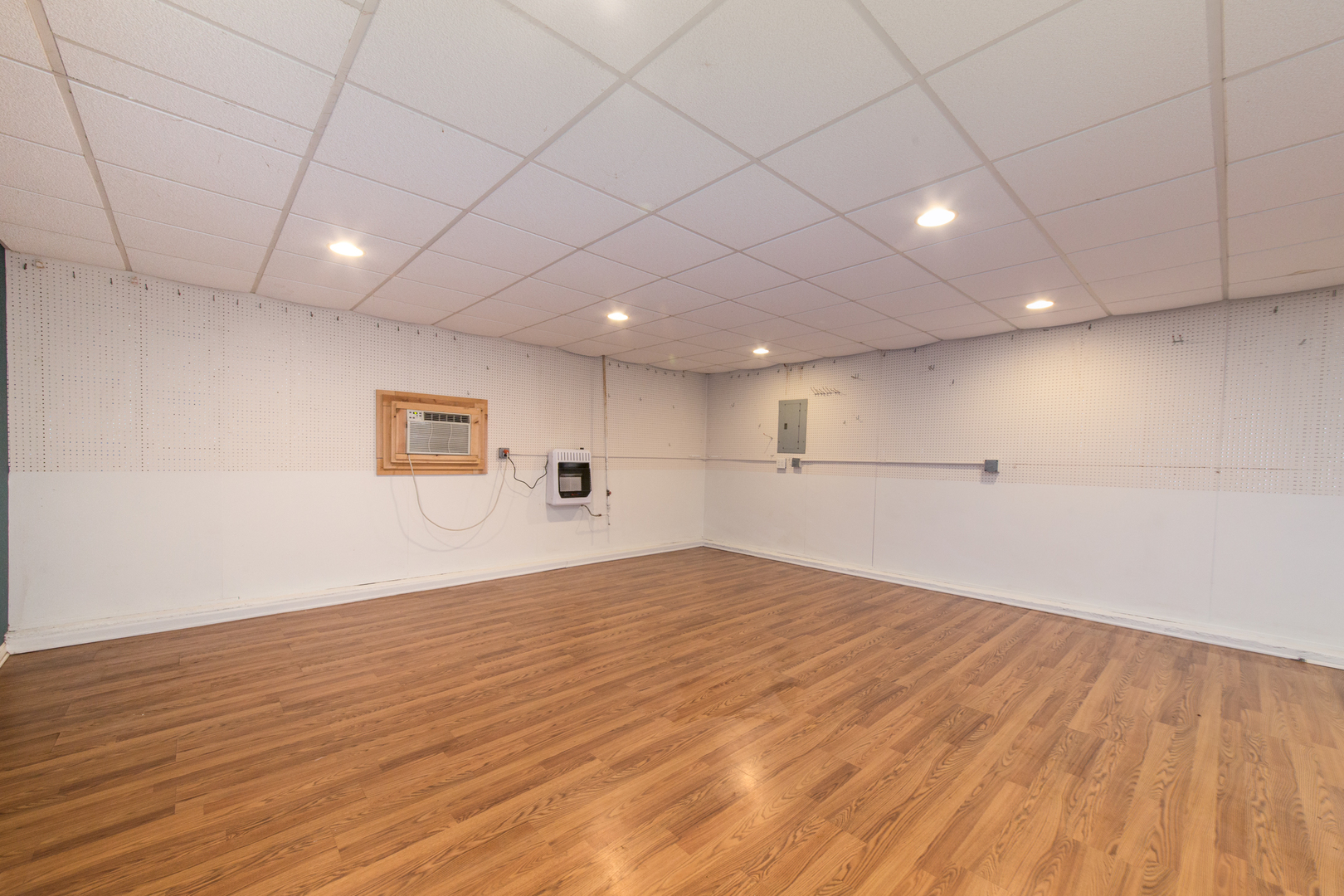 1325 Carlson Drive