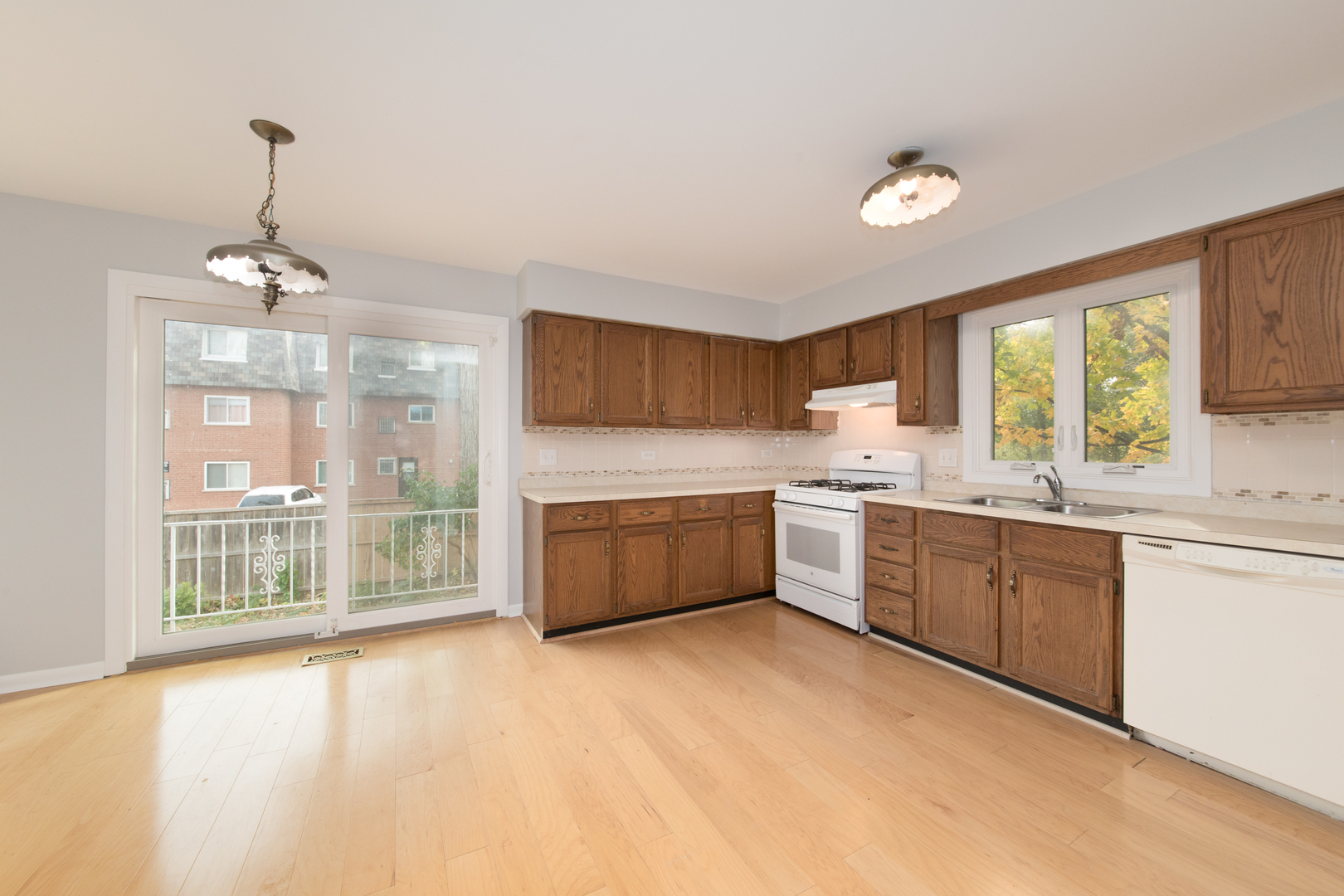2351 Bellaire Court