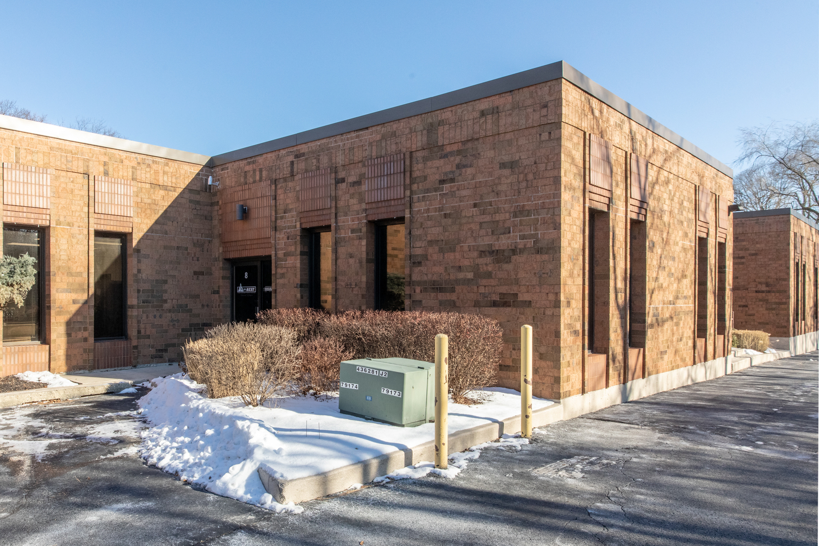 1645 S River Road Unit: 8-9