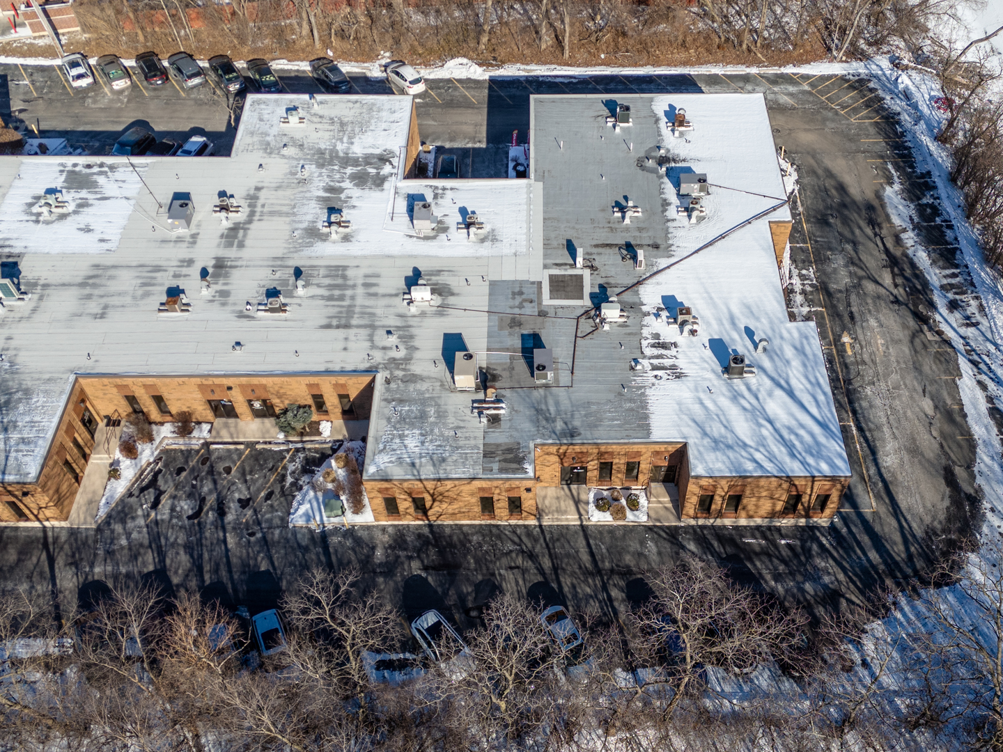 1645 S River Road Unit: 8-9
