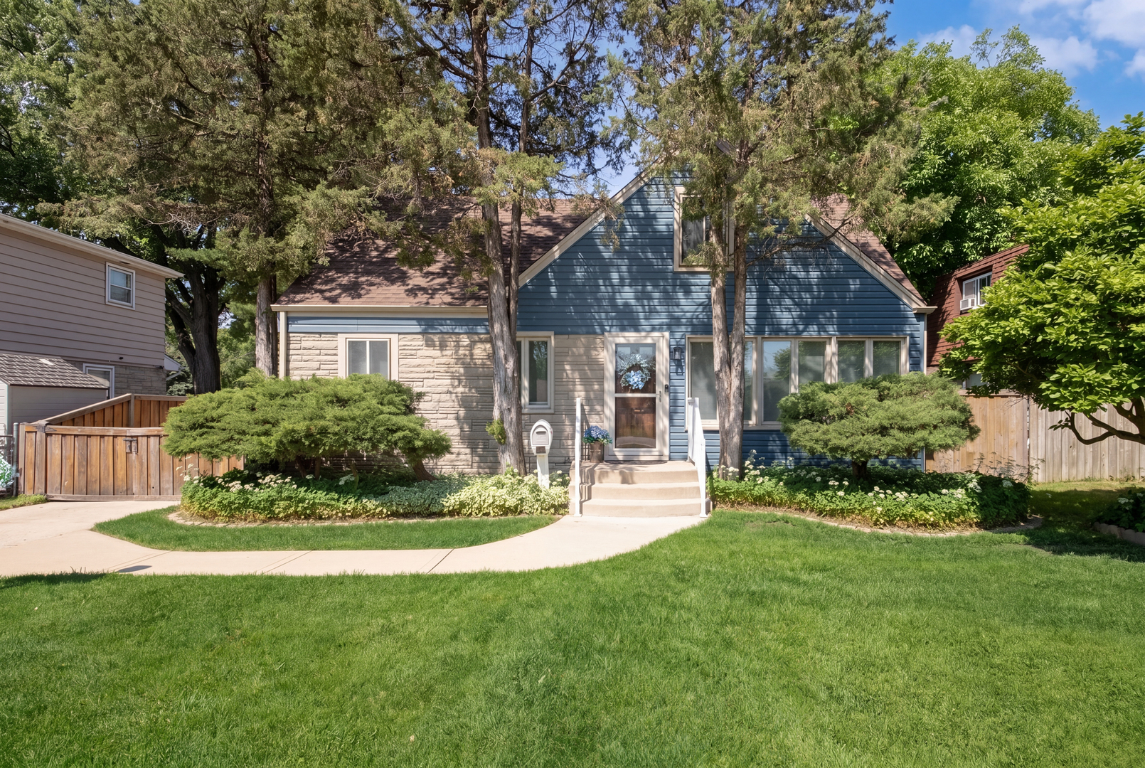 3008 N Wolf Road