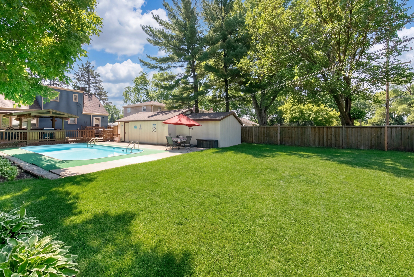 3008 N Wolf Road