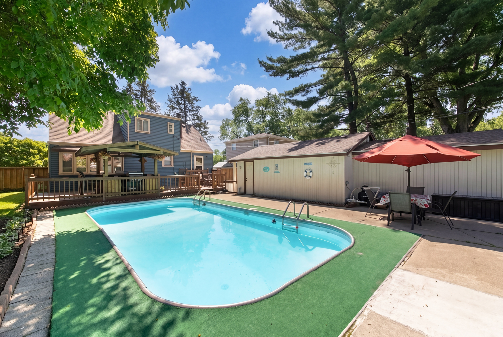 3008 N Wolf Road