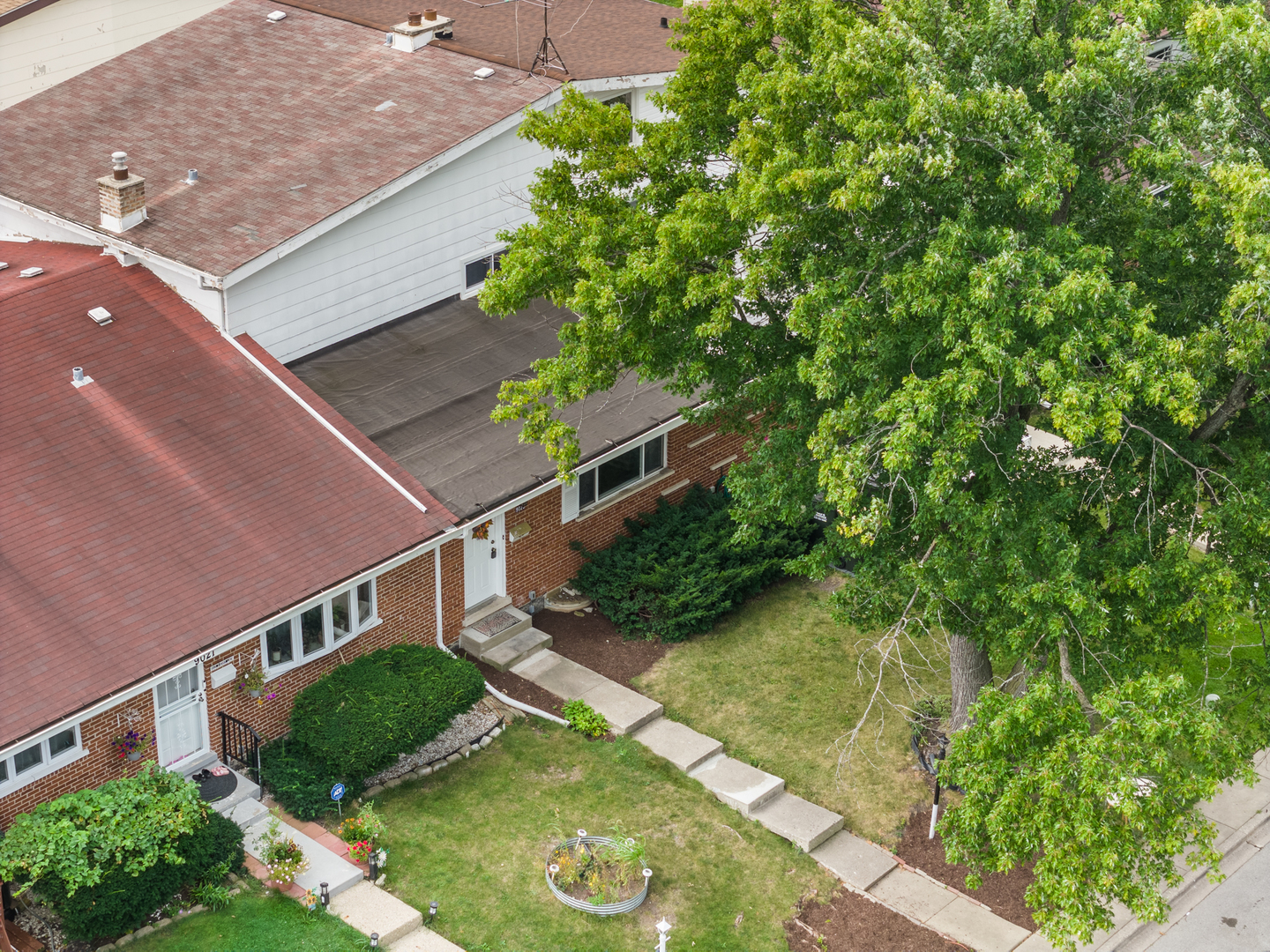9025 Sherry Lane Unit: 9025