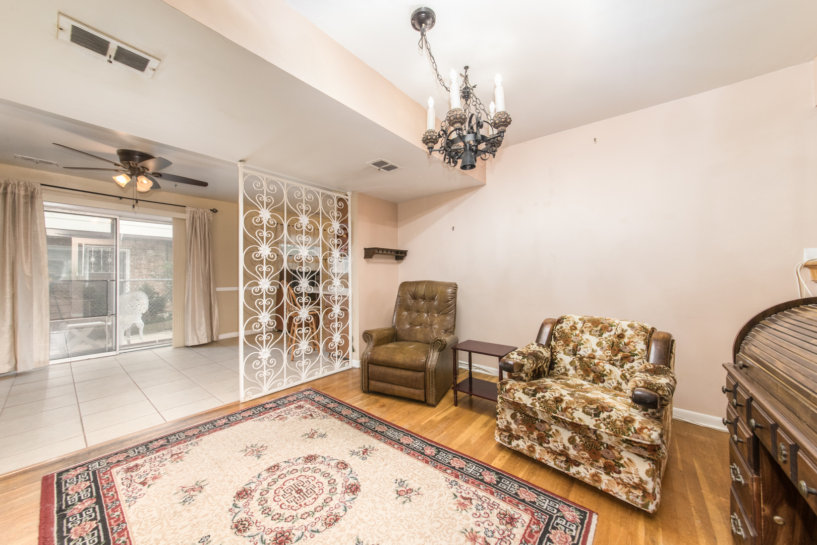9025 Sherry Lane Unit: 9025