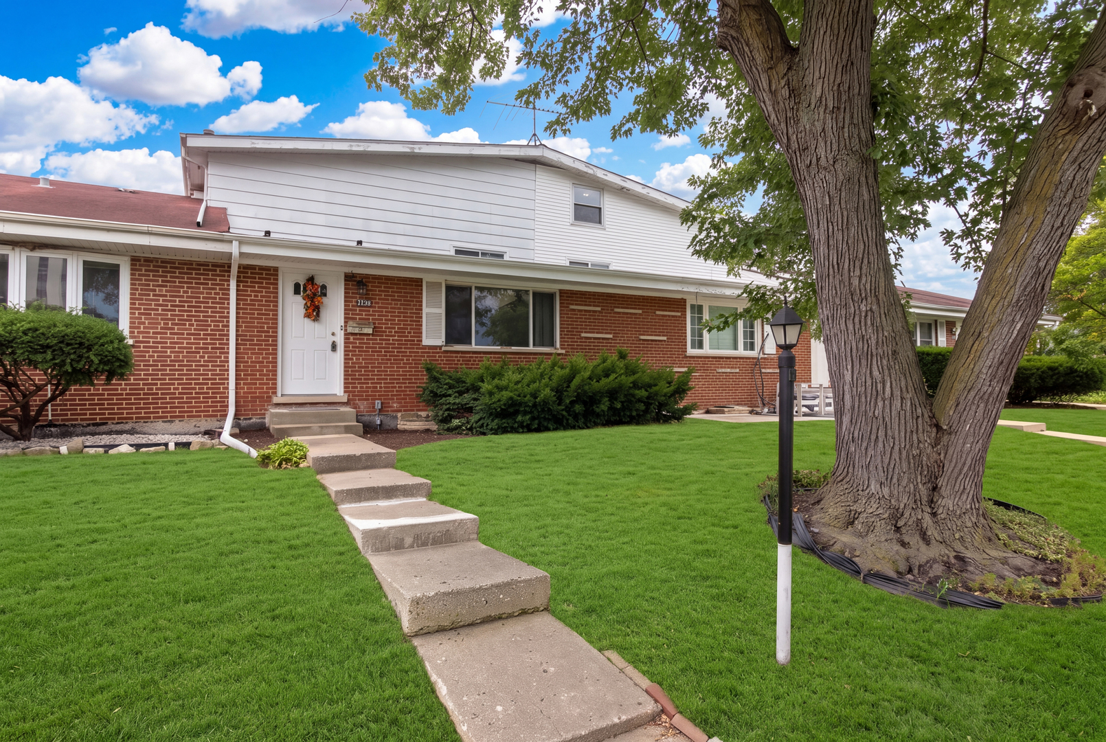 9025 Sherry Lane Unit: 9025