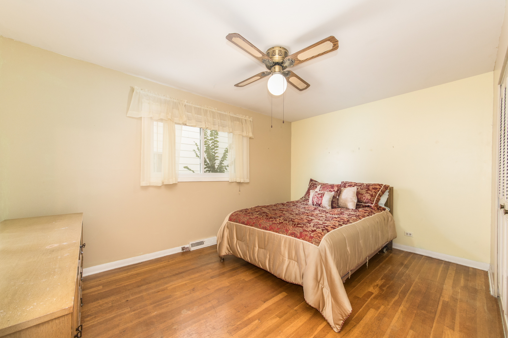 9025 Sherry Lane Unit: 9025