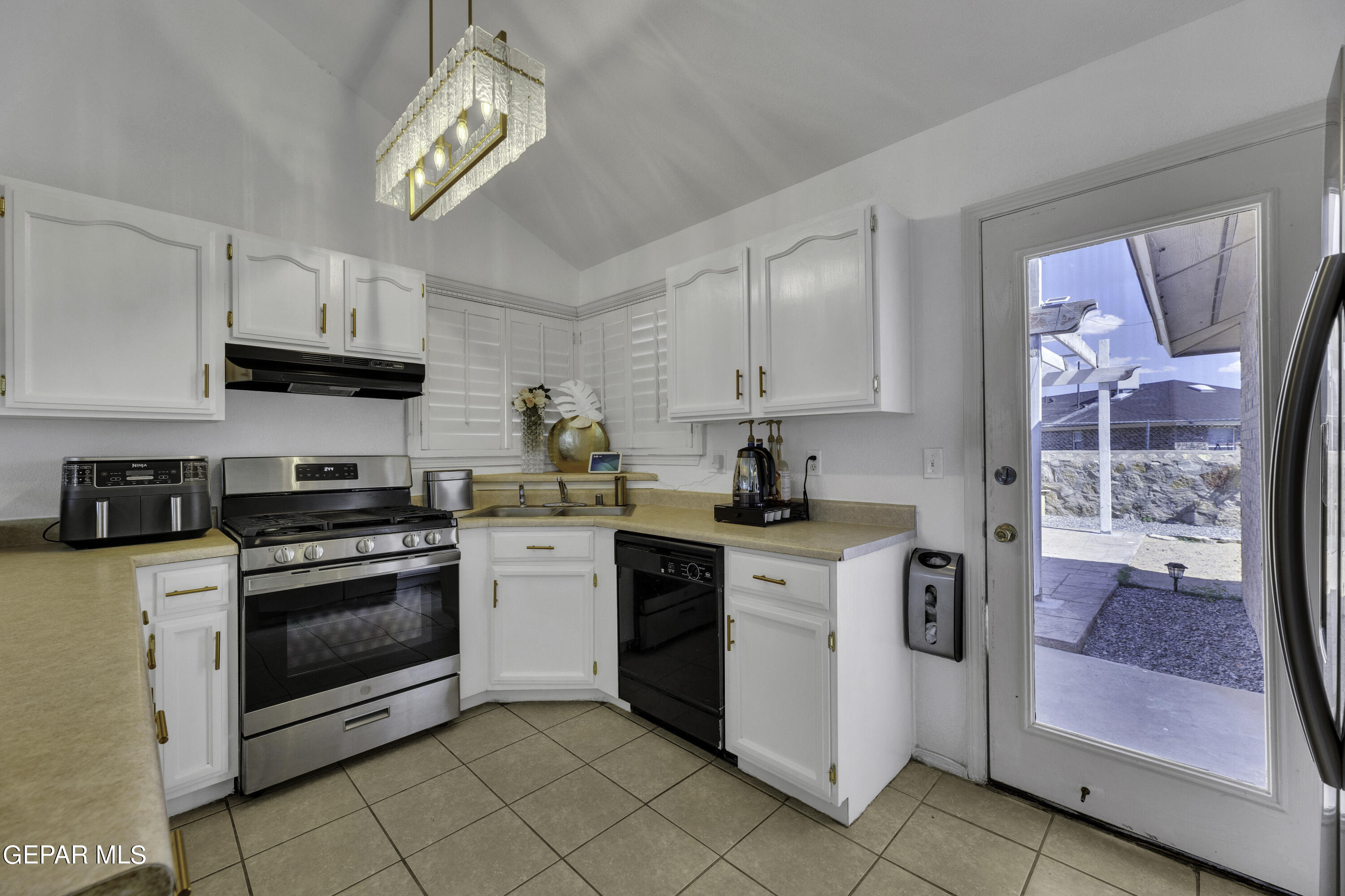 14220 Thayer Pease Avenue