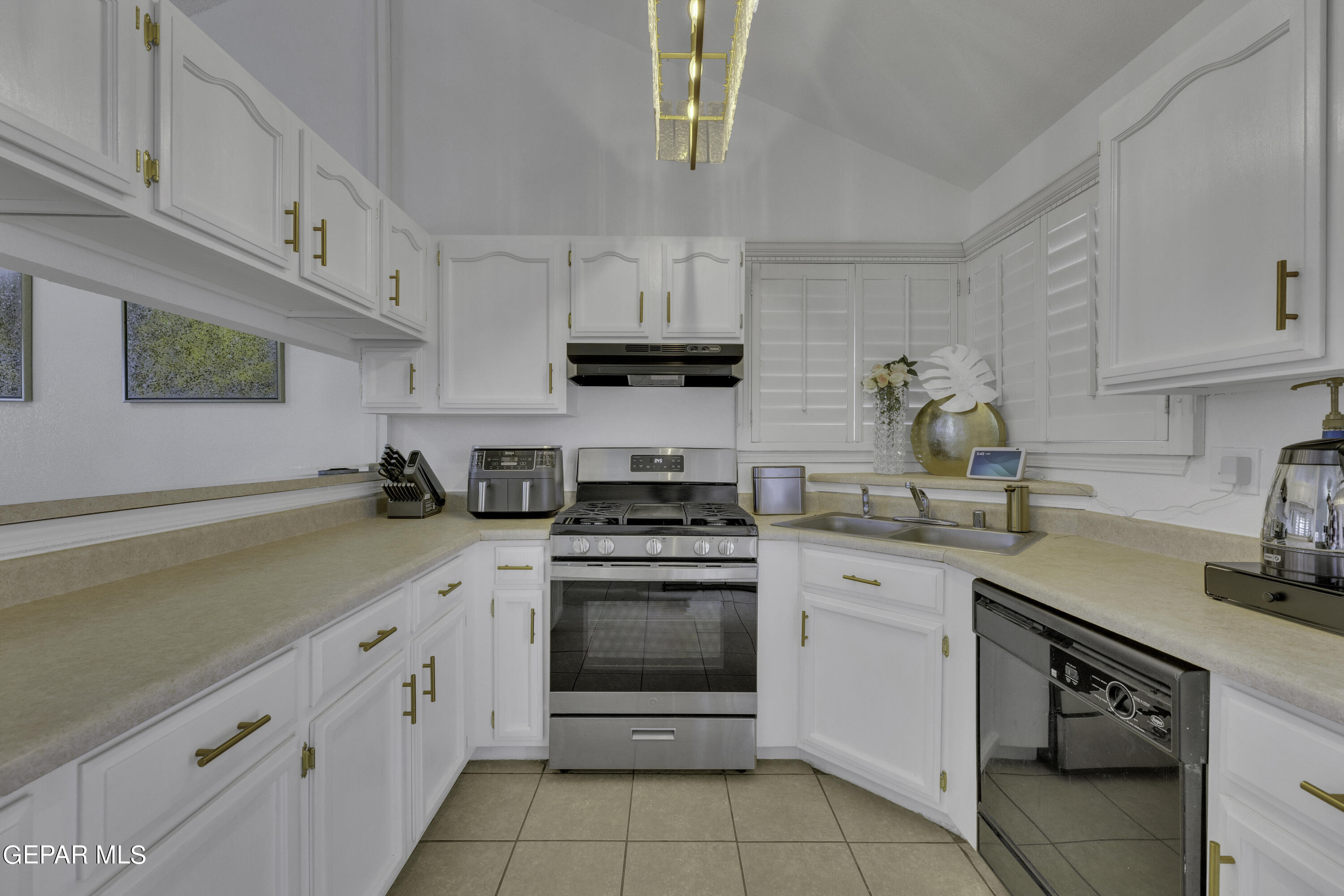 14220 Thayer Pease Avenue