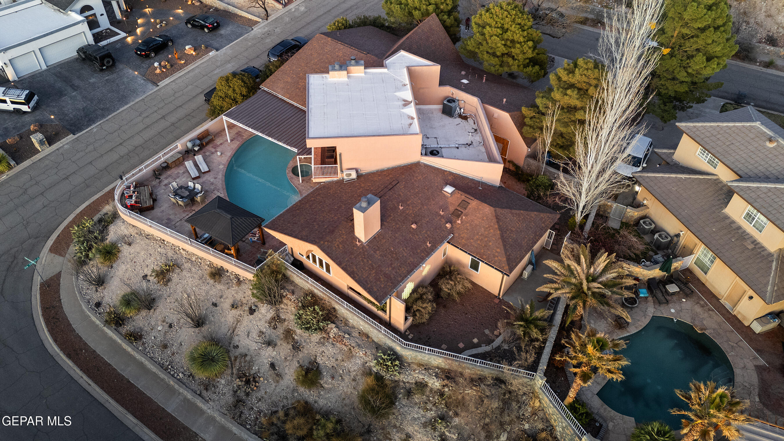 867 VIA ALTA Lane