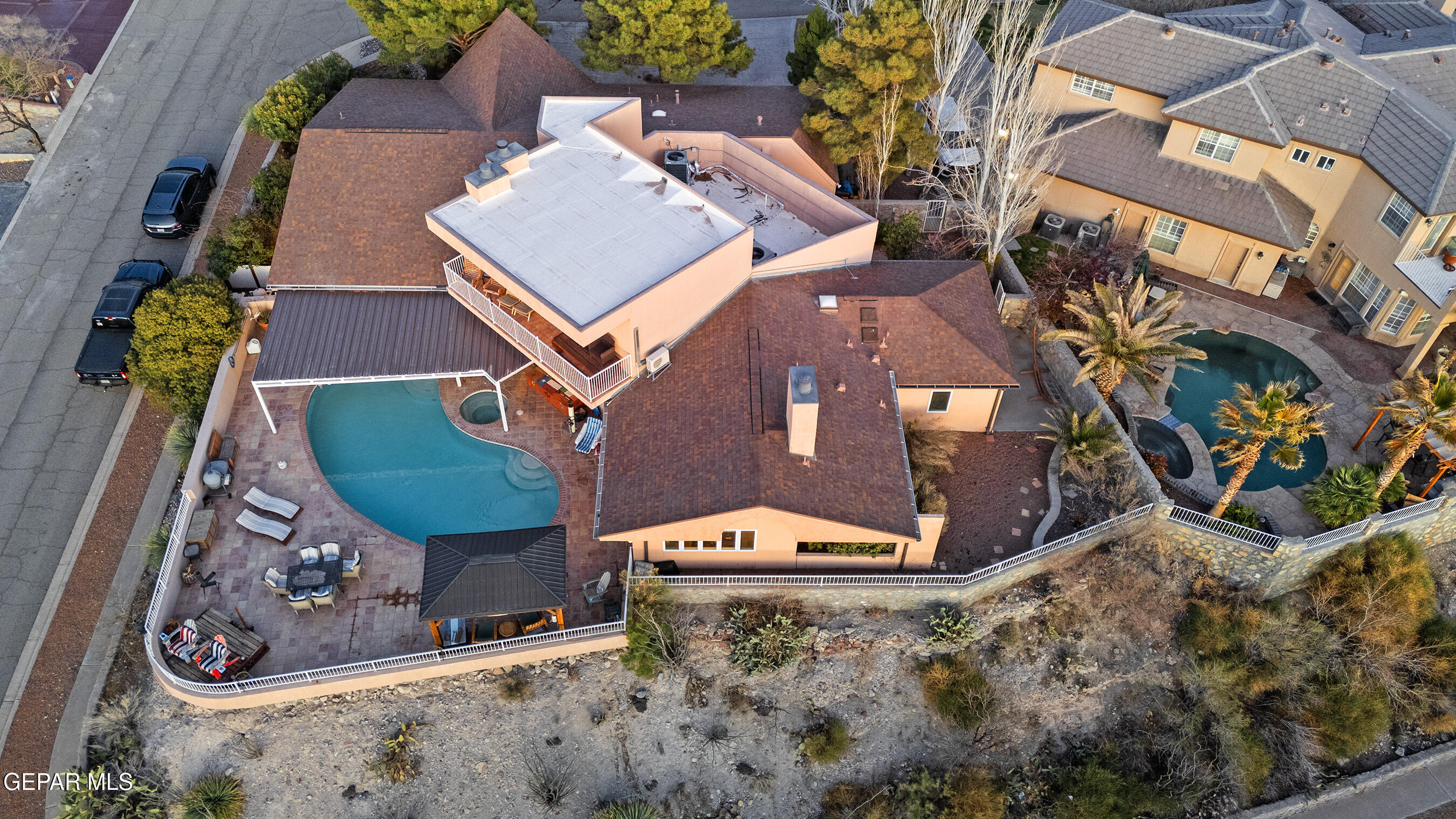 867 VIA ALTA Lane