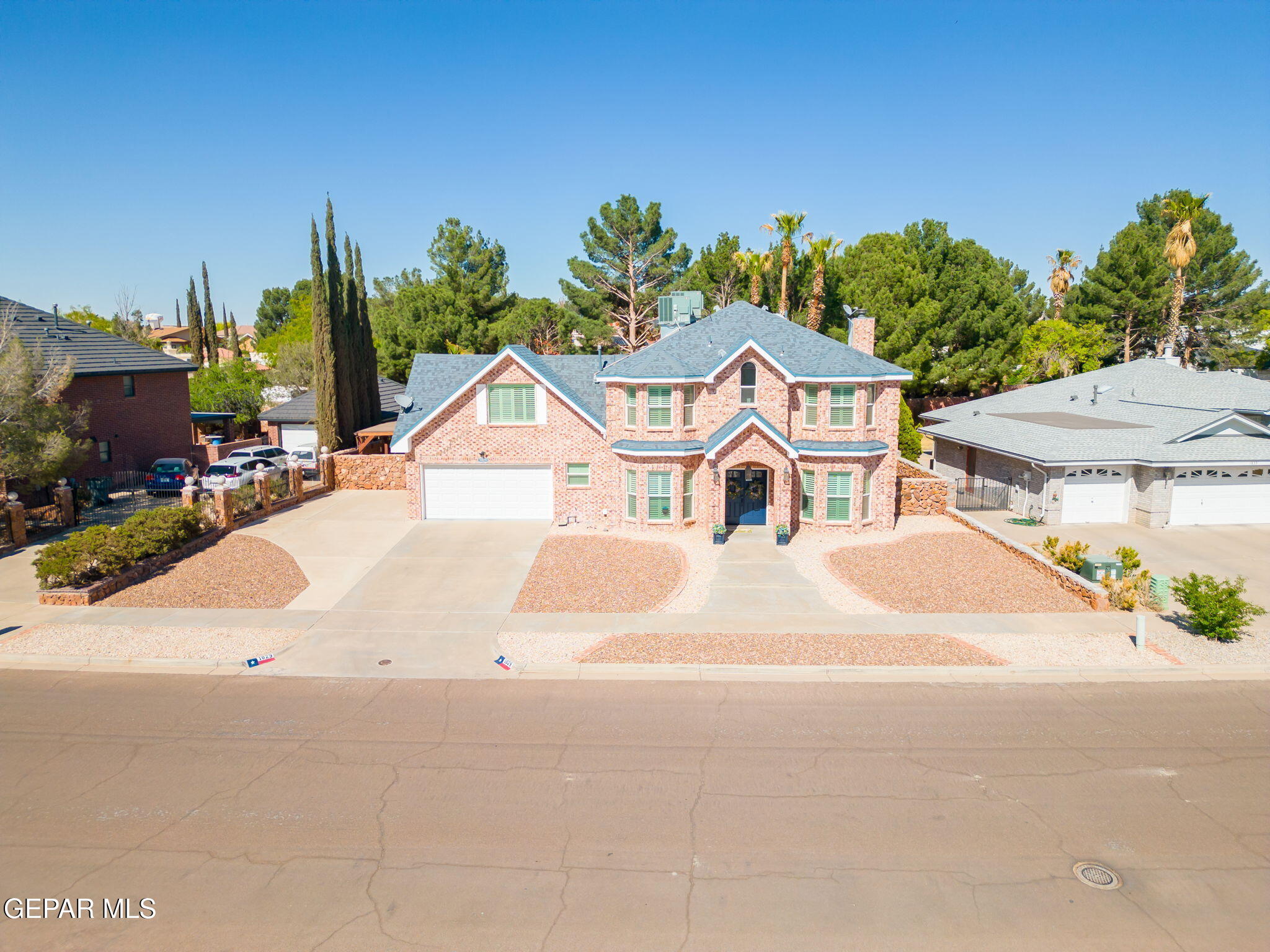 1829 PASEO REAL Circle
