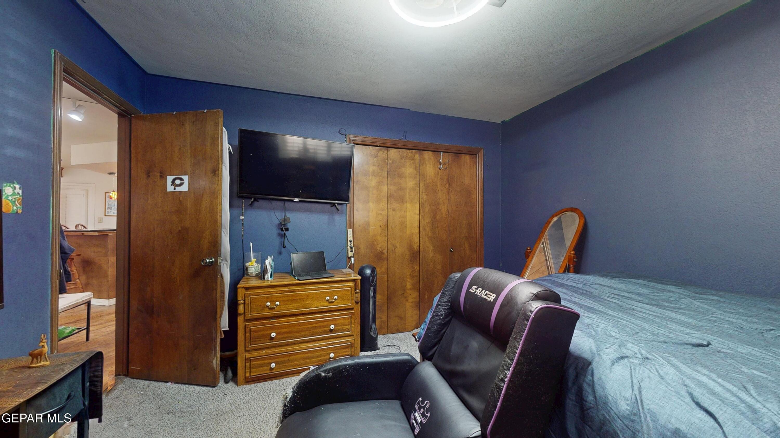 492 Country Oaks Drive