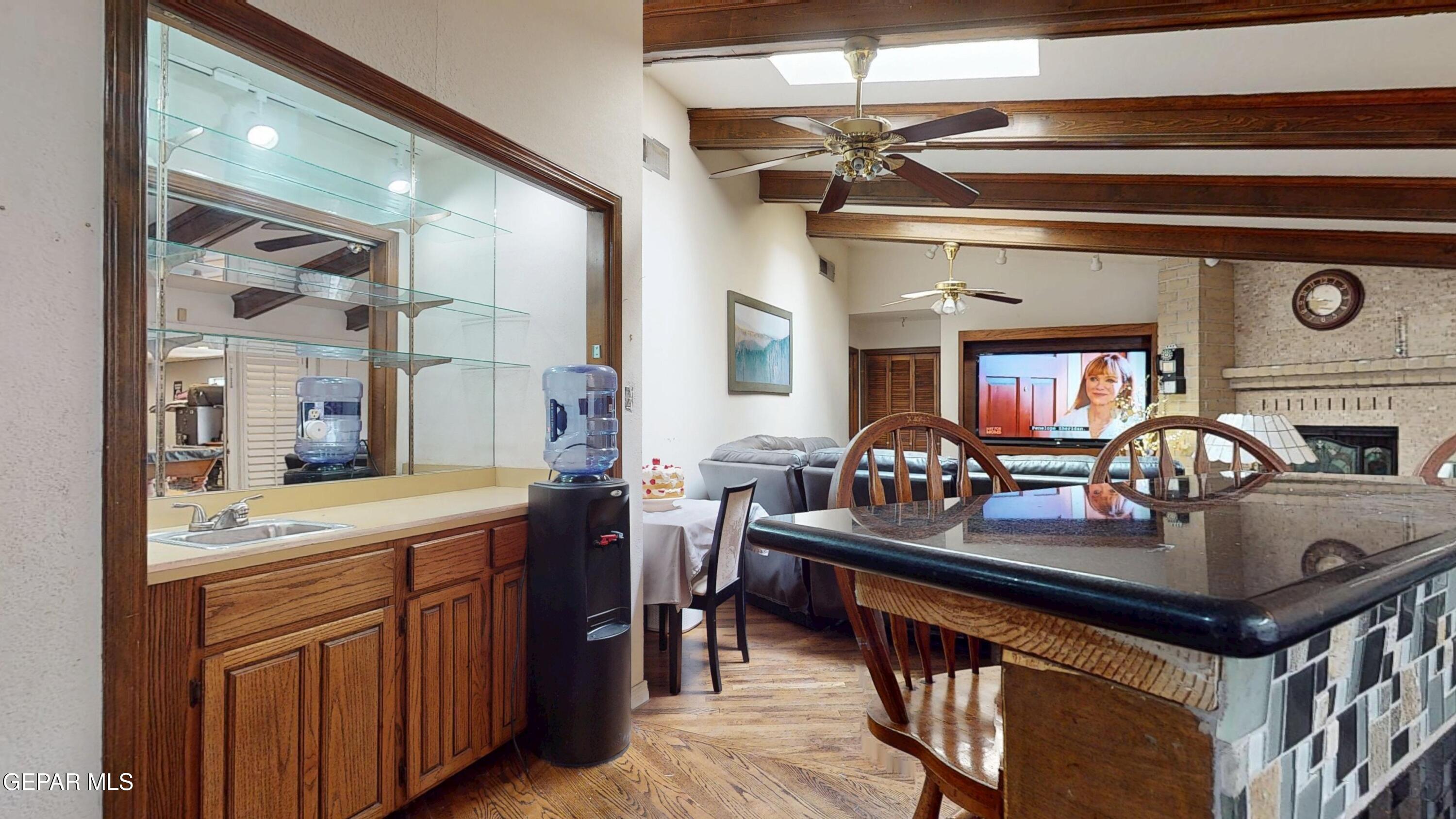492 Country Oaks Drive