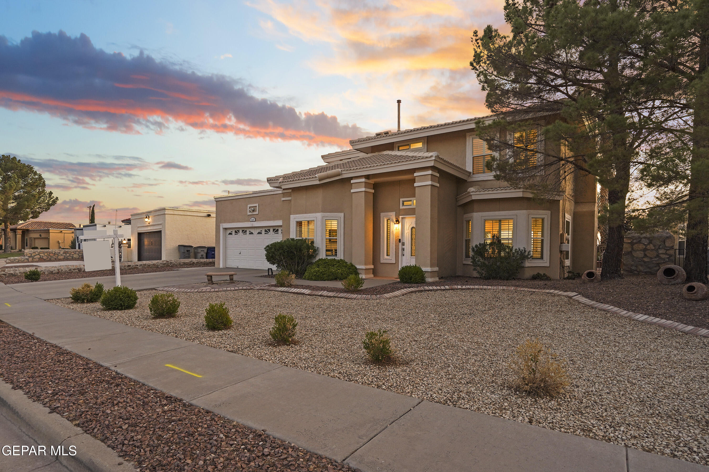 817 DULCE TIERRA Drive