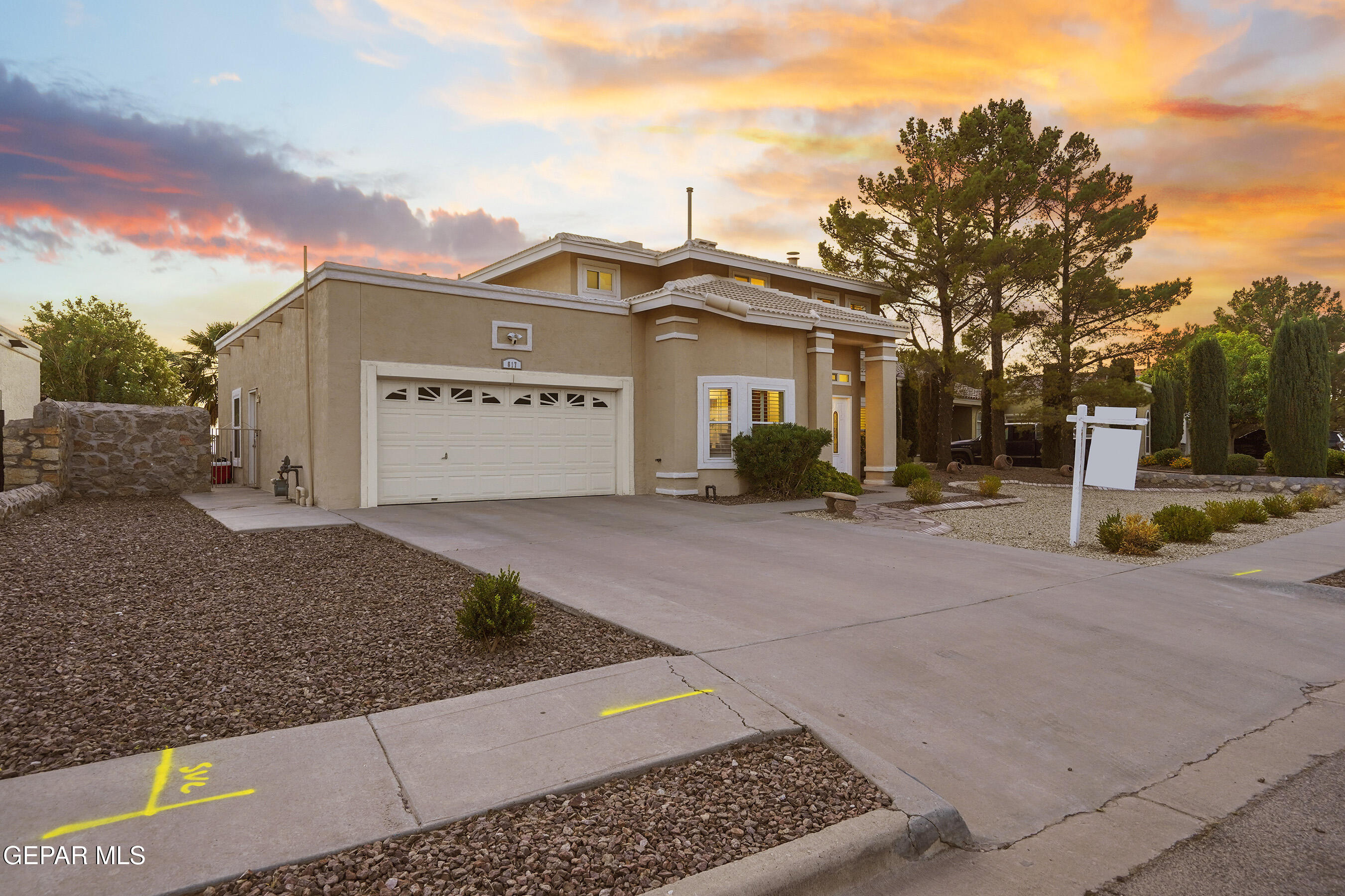 817 DULCE TIERRA Drive