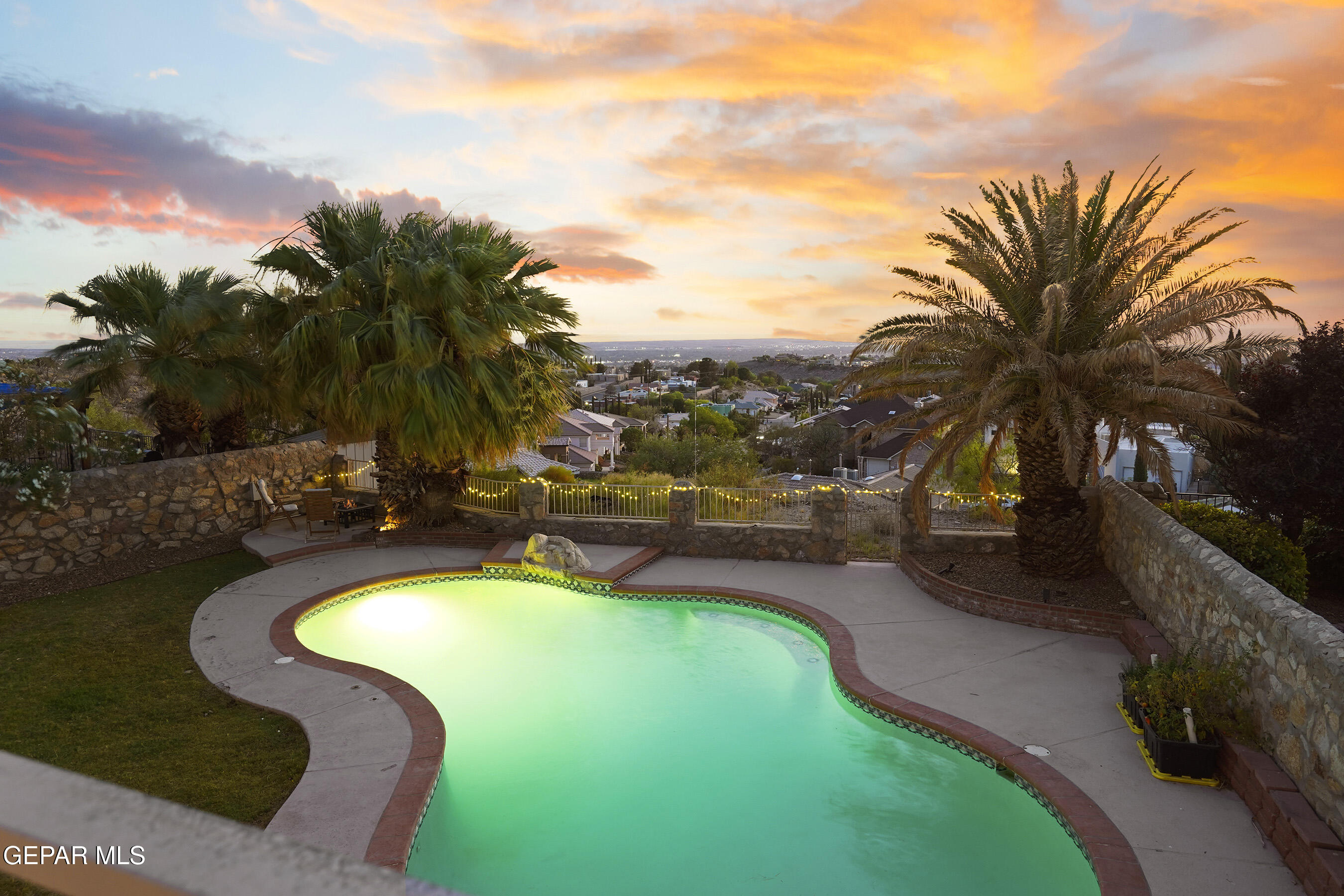817 DULCE TIERRA Drive