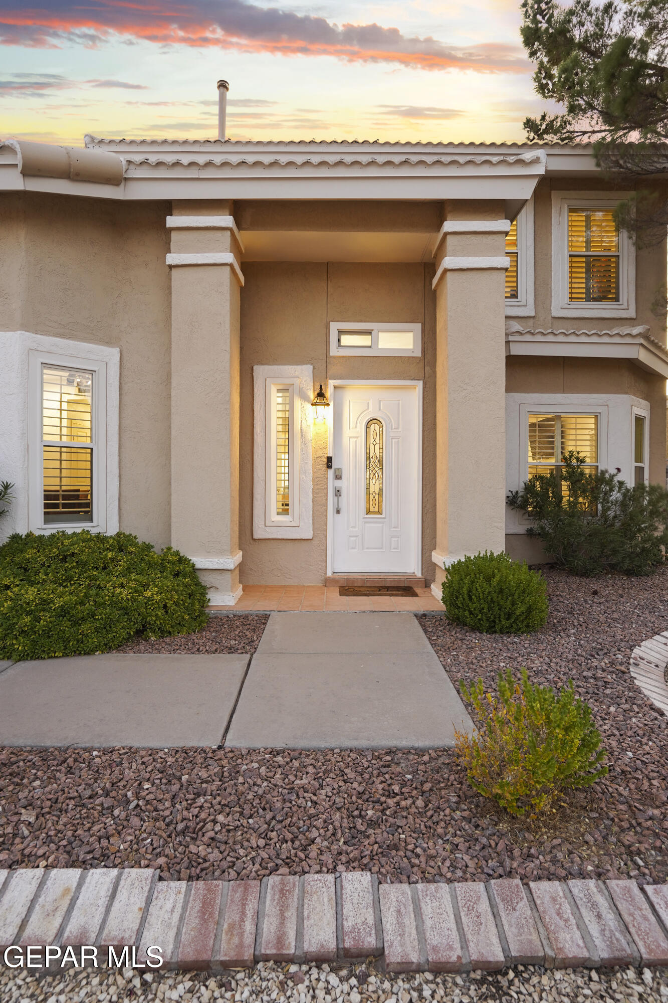817 DULCE TIERRA Drive