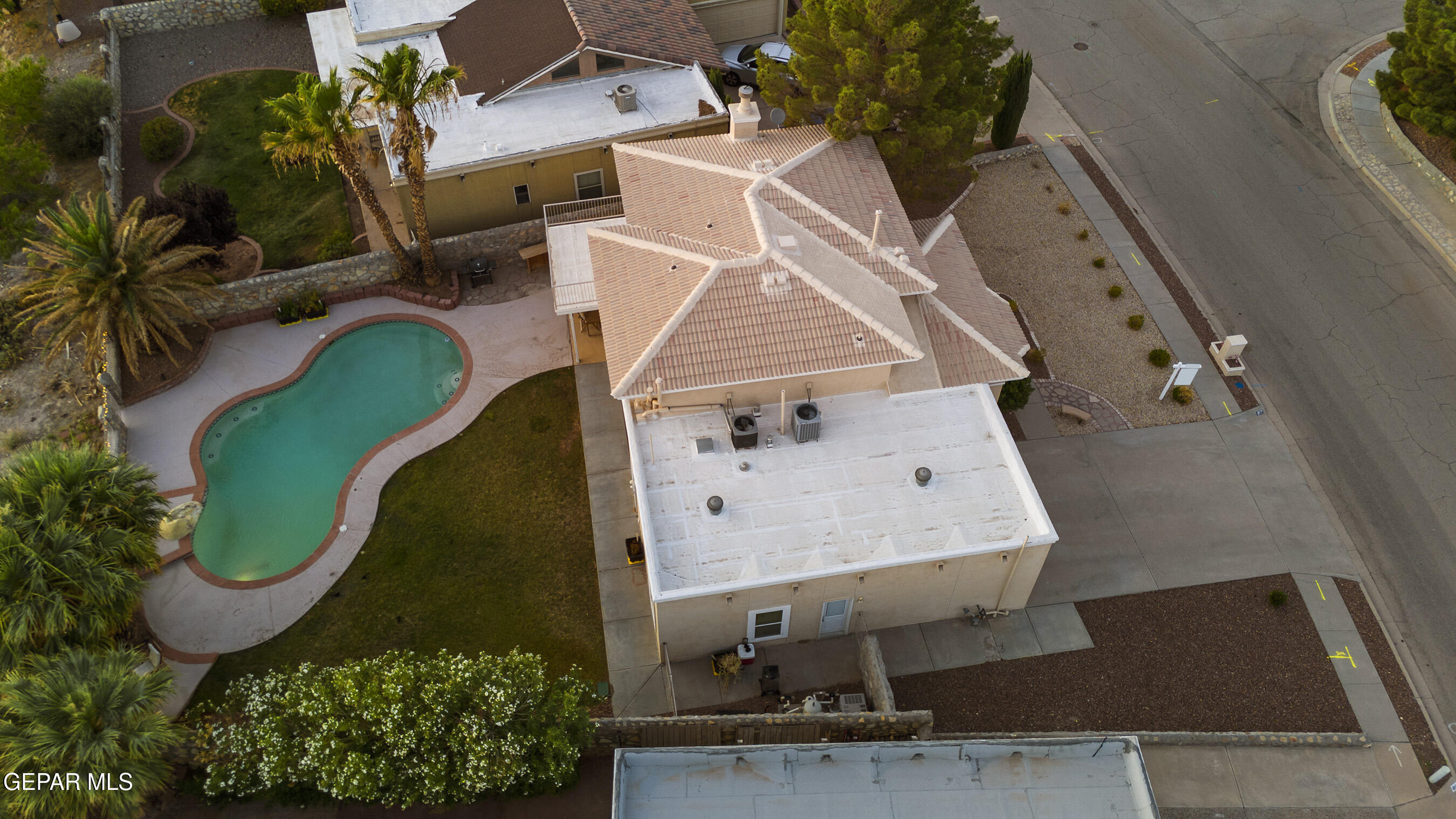 817 DULCE TIERRA Drive