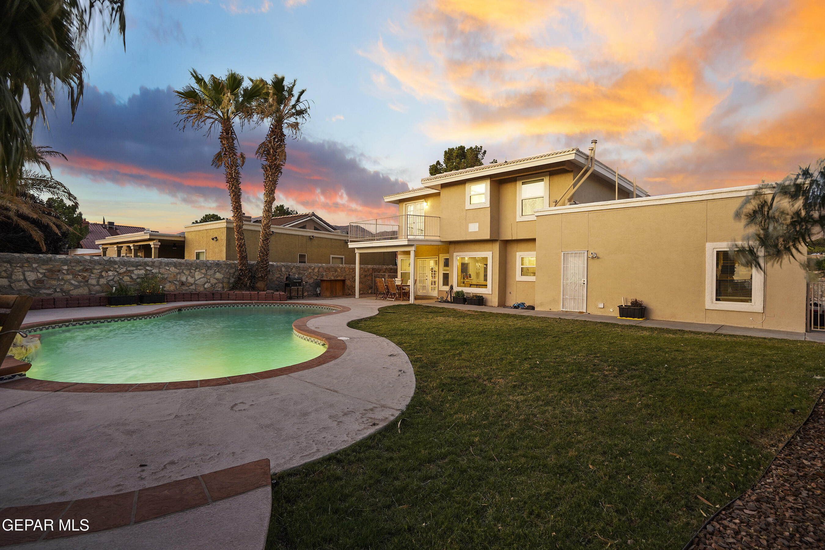 817 DULCE TIERRA Drive