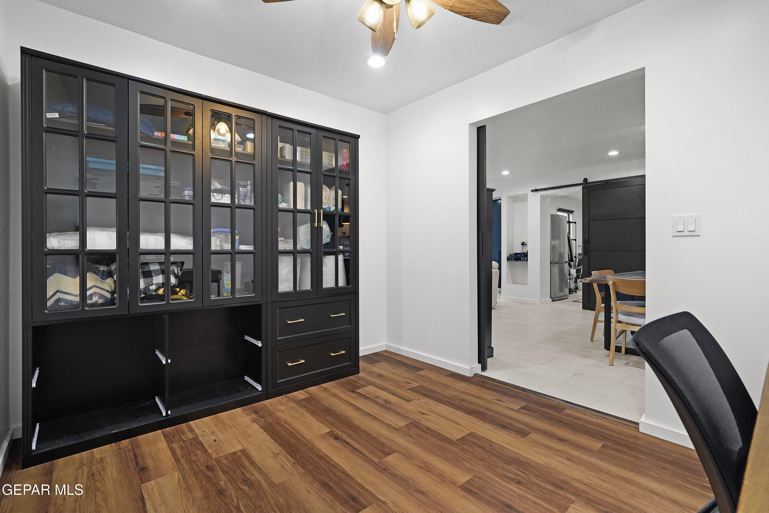 8300 SOLAR Place