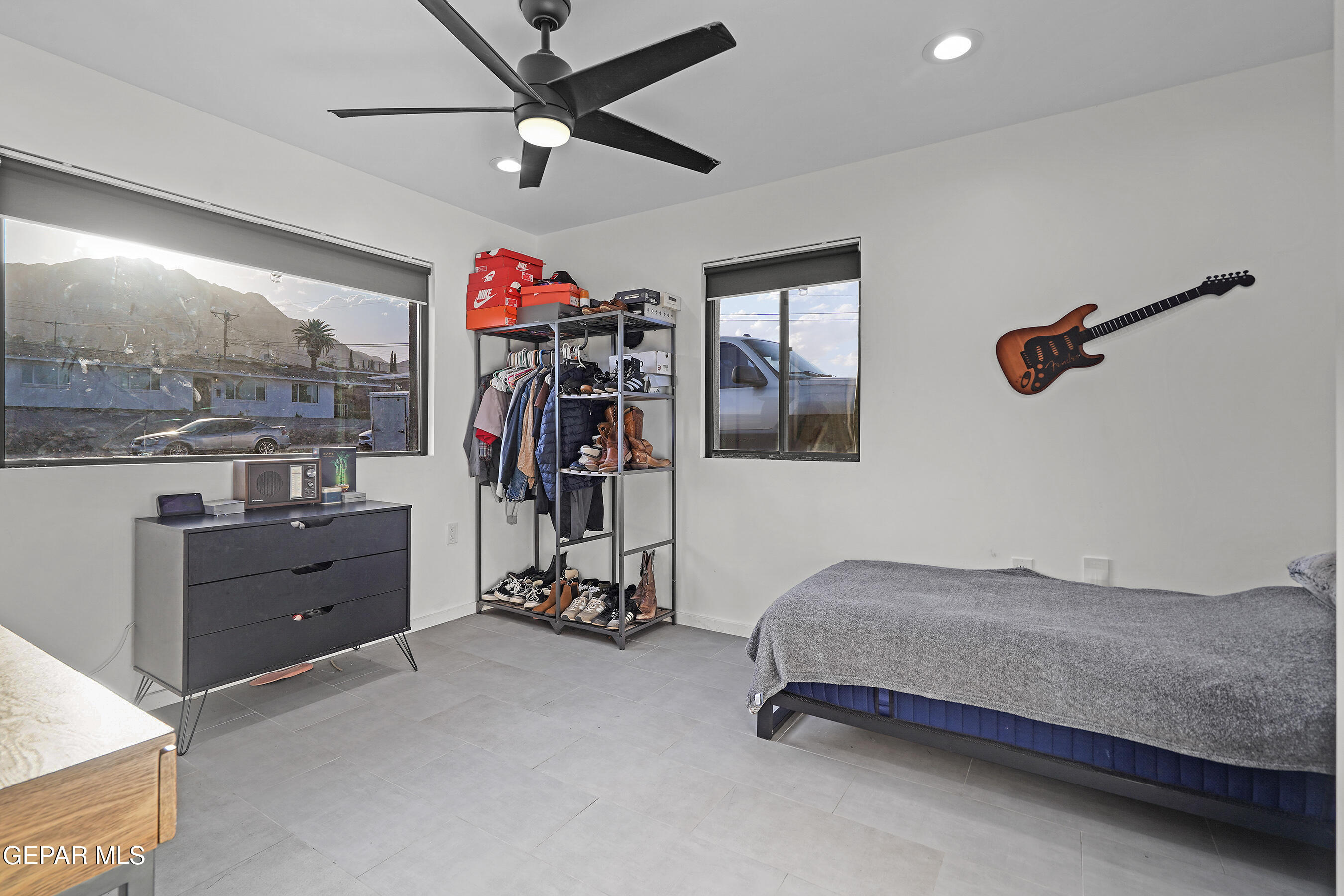 8300 SOLAR Place
