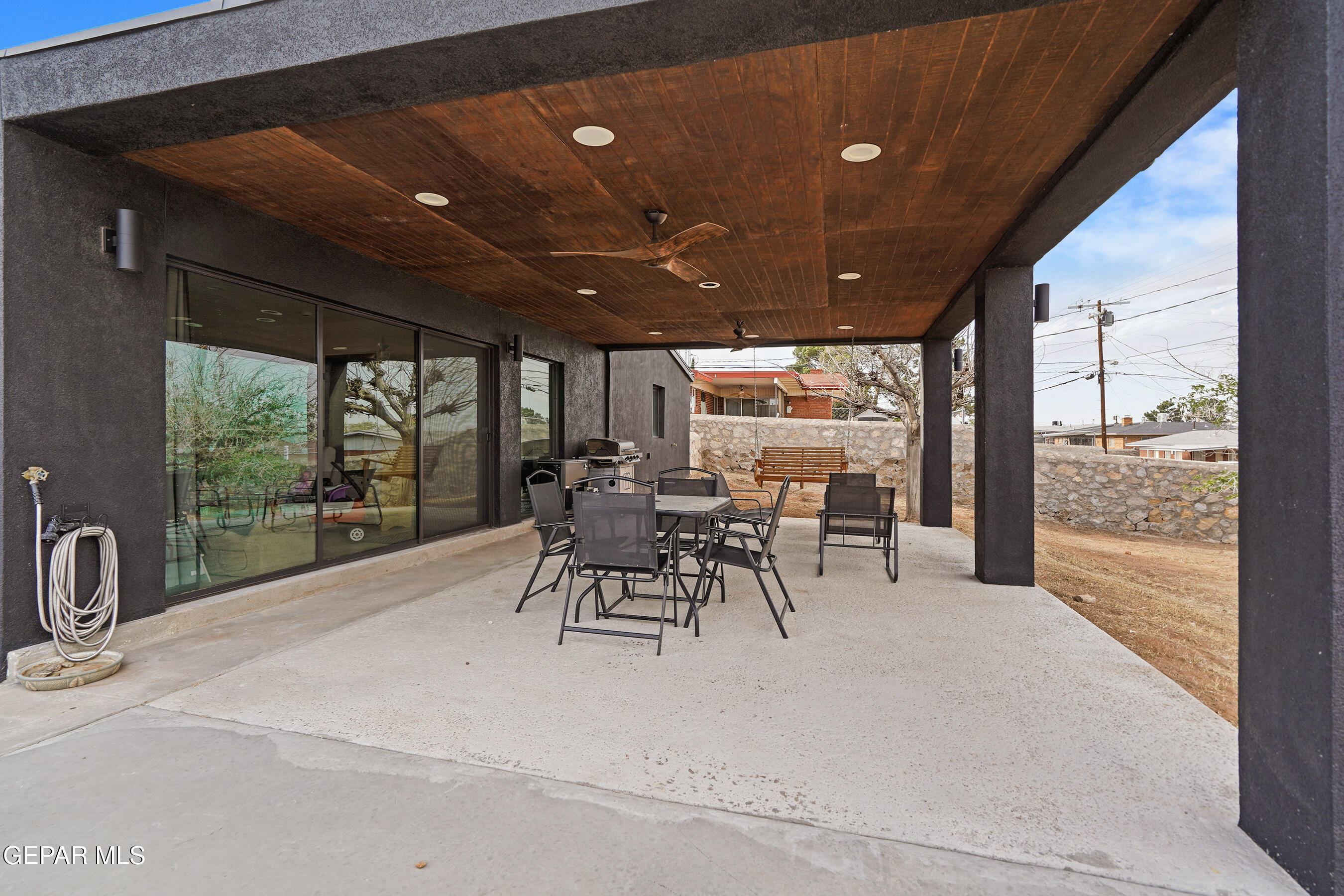 8300 SOLAR Place