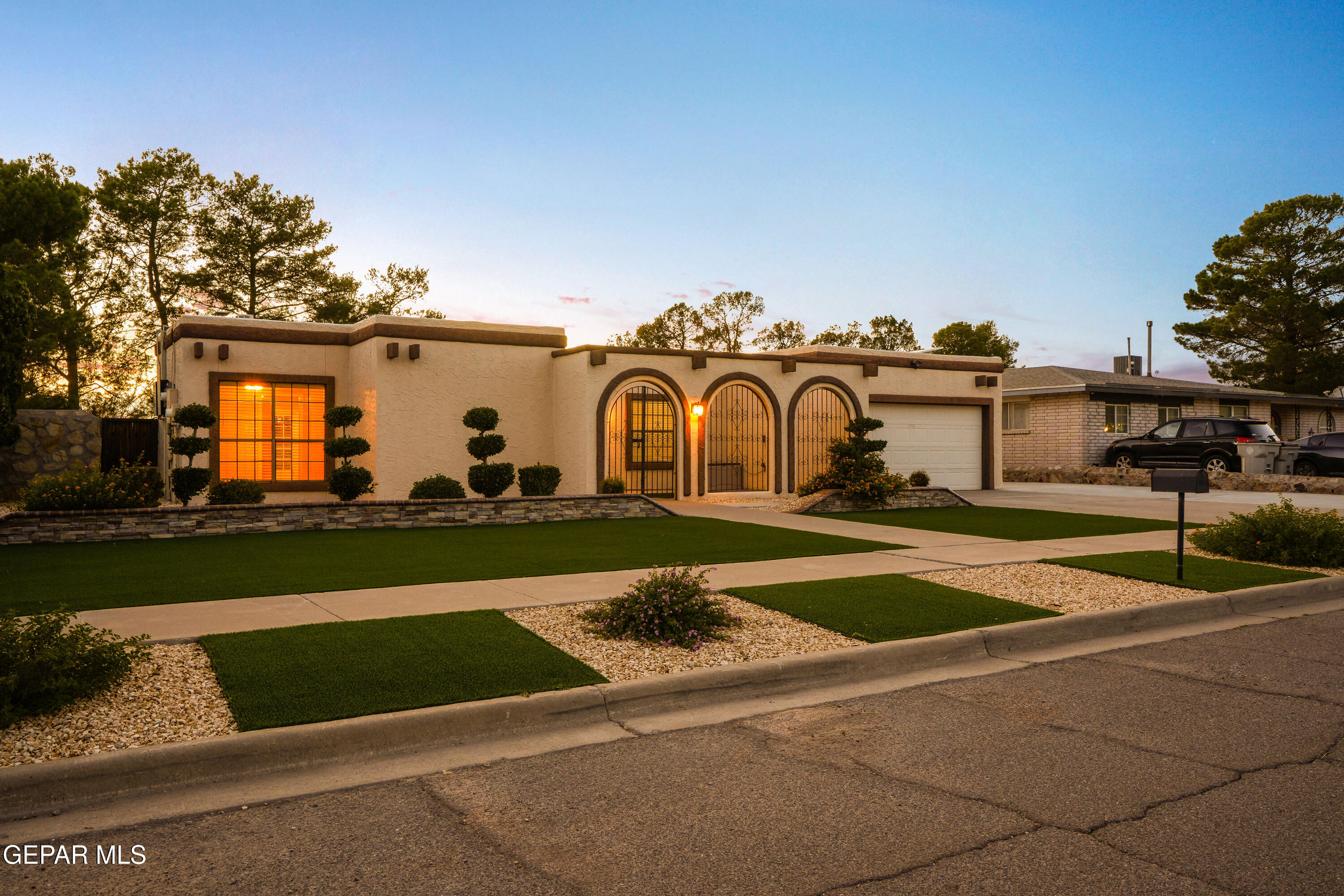 6957 GRANERO Drive