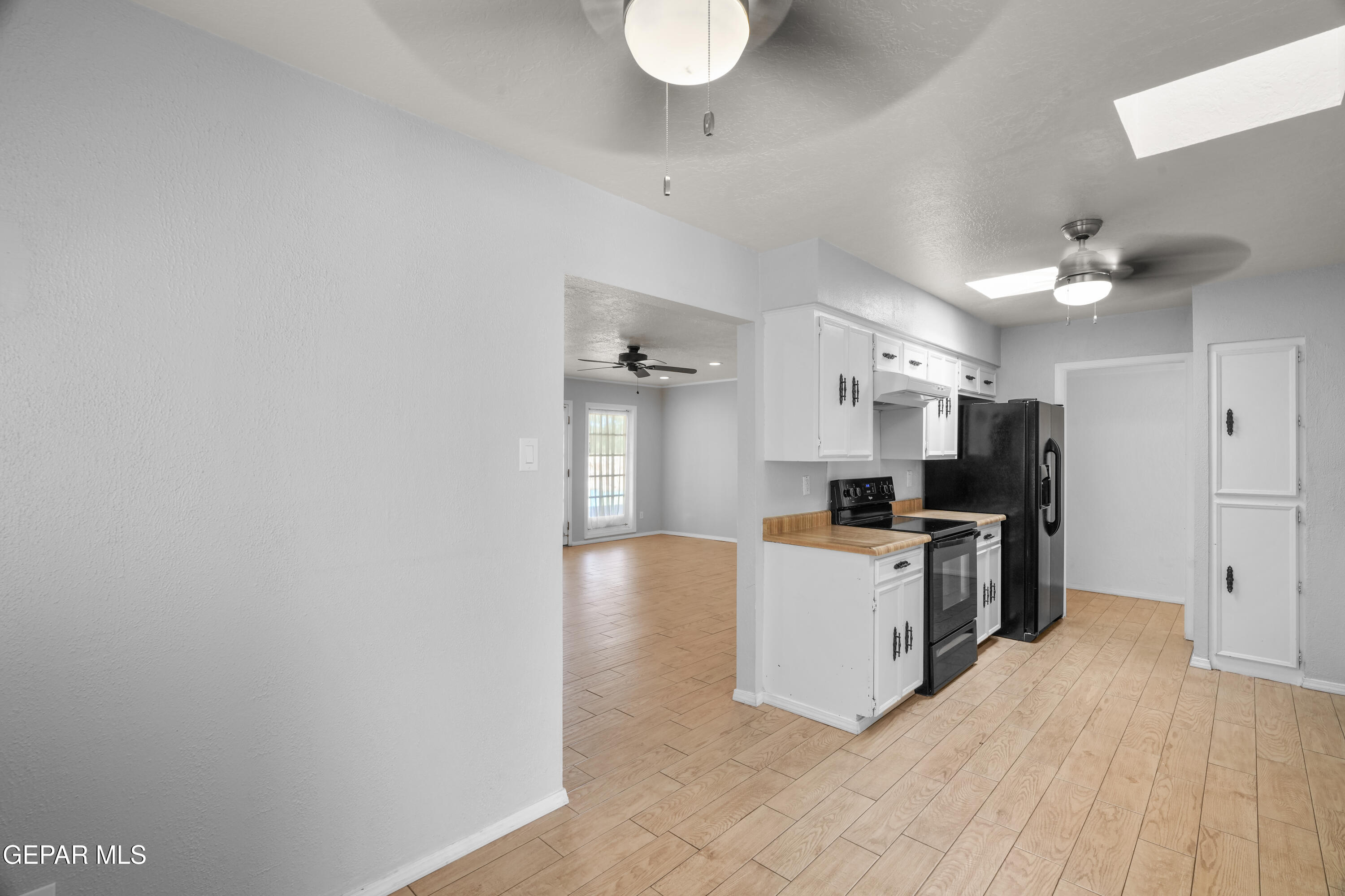 6957 GRANERO Drive