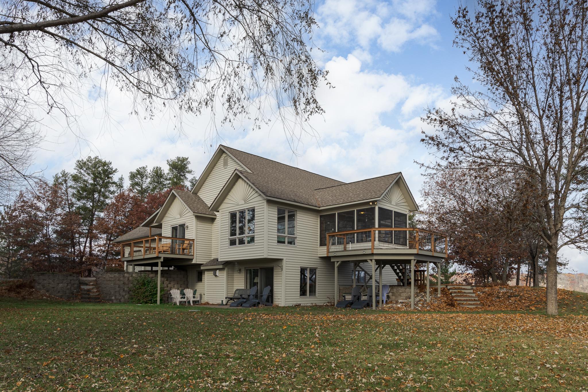 10059 Cove Pointe Road