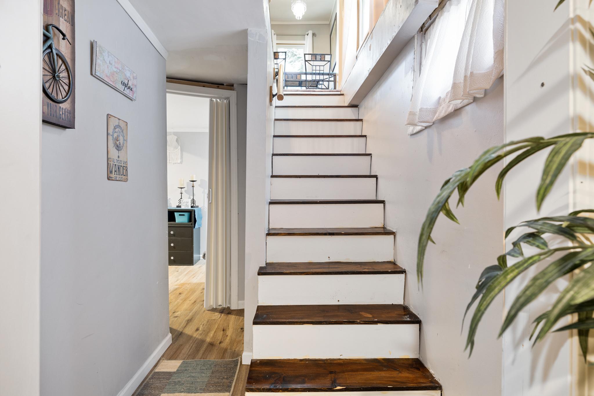 132 2nd Street NE
