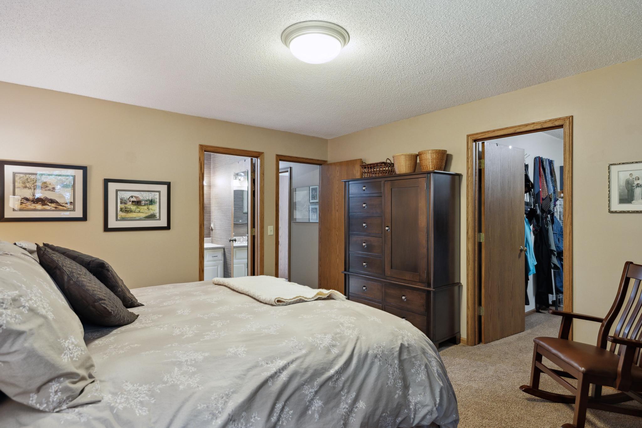 13114 Knollwood Drive