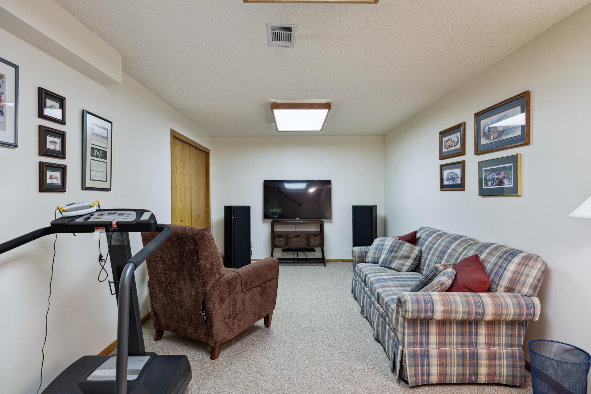 13114 Knollwood Drive