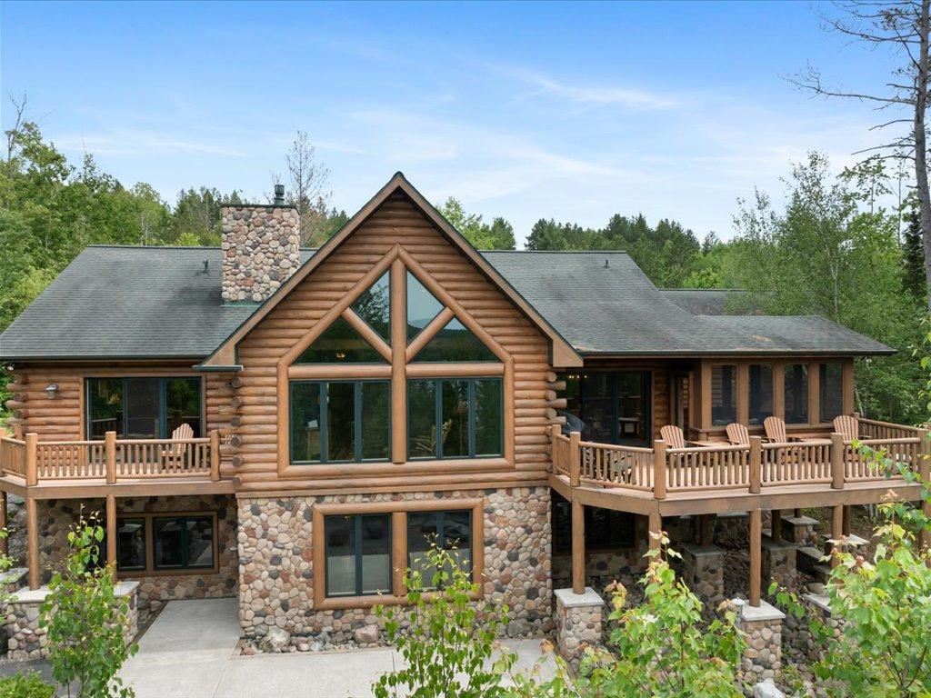 5637 Birch Bark Landing