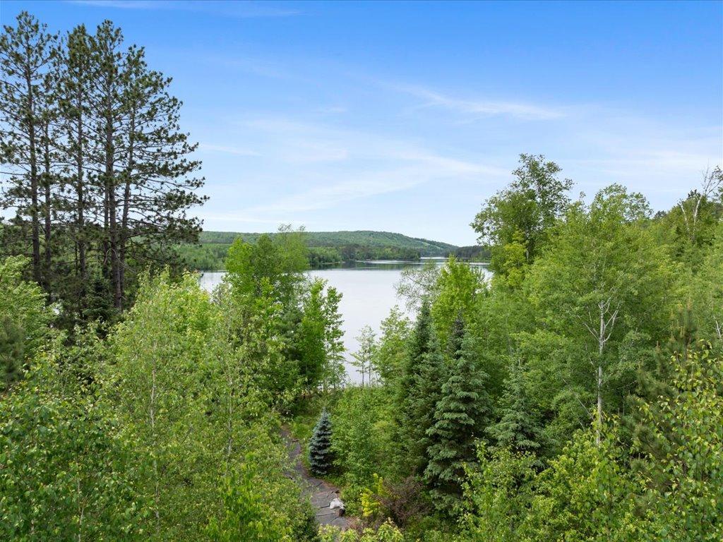 5637 Birch Bark Landing