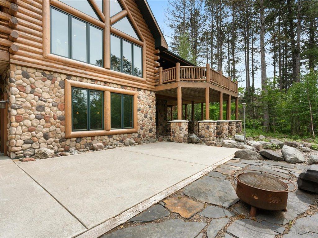 5637 Birch Bark Landing