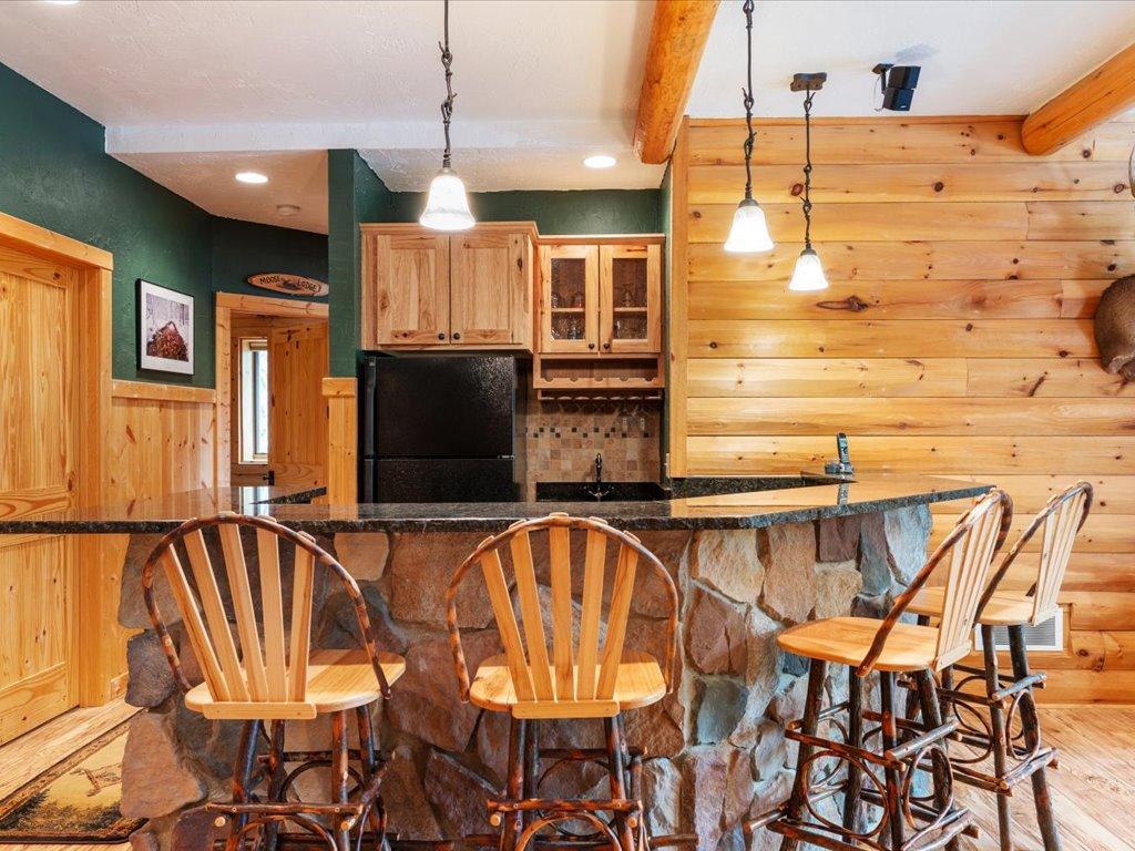 5637 Birch Bark Landing