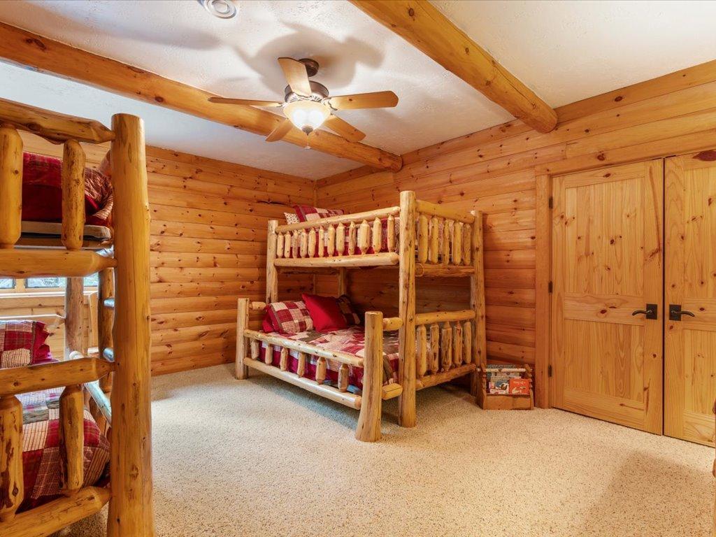 5637 Birch Bark Landing