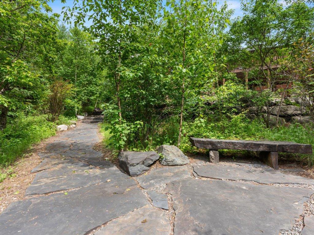 5637 Birch Bark Landing