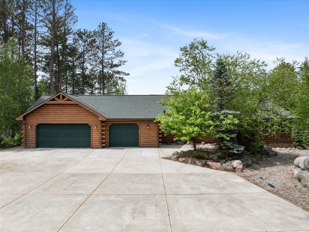 5637 Birch Bark Landing