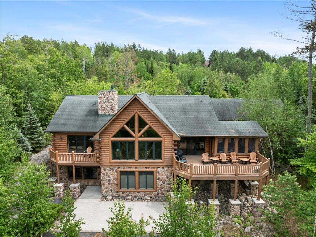 5637 Birch Bark Landing